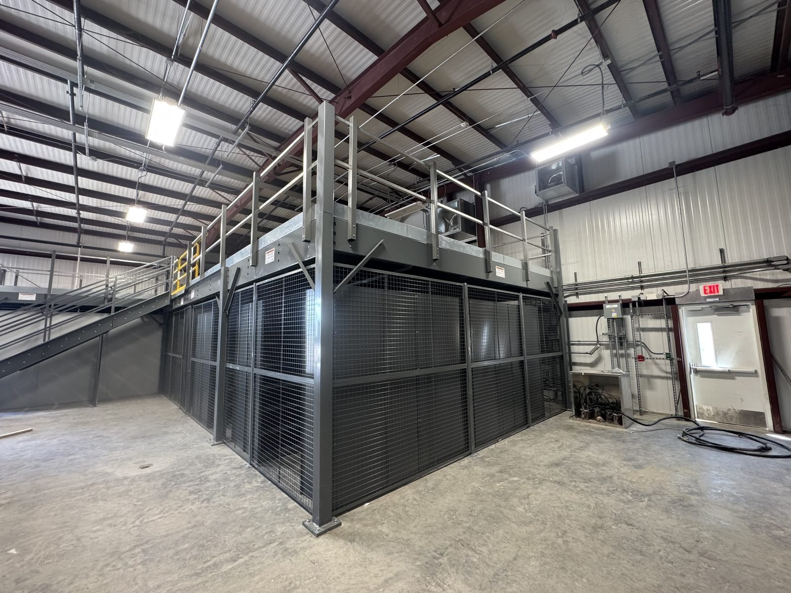 Security fencing and wire cage